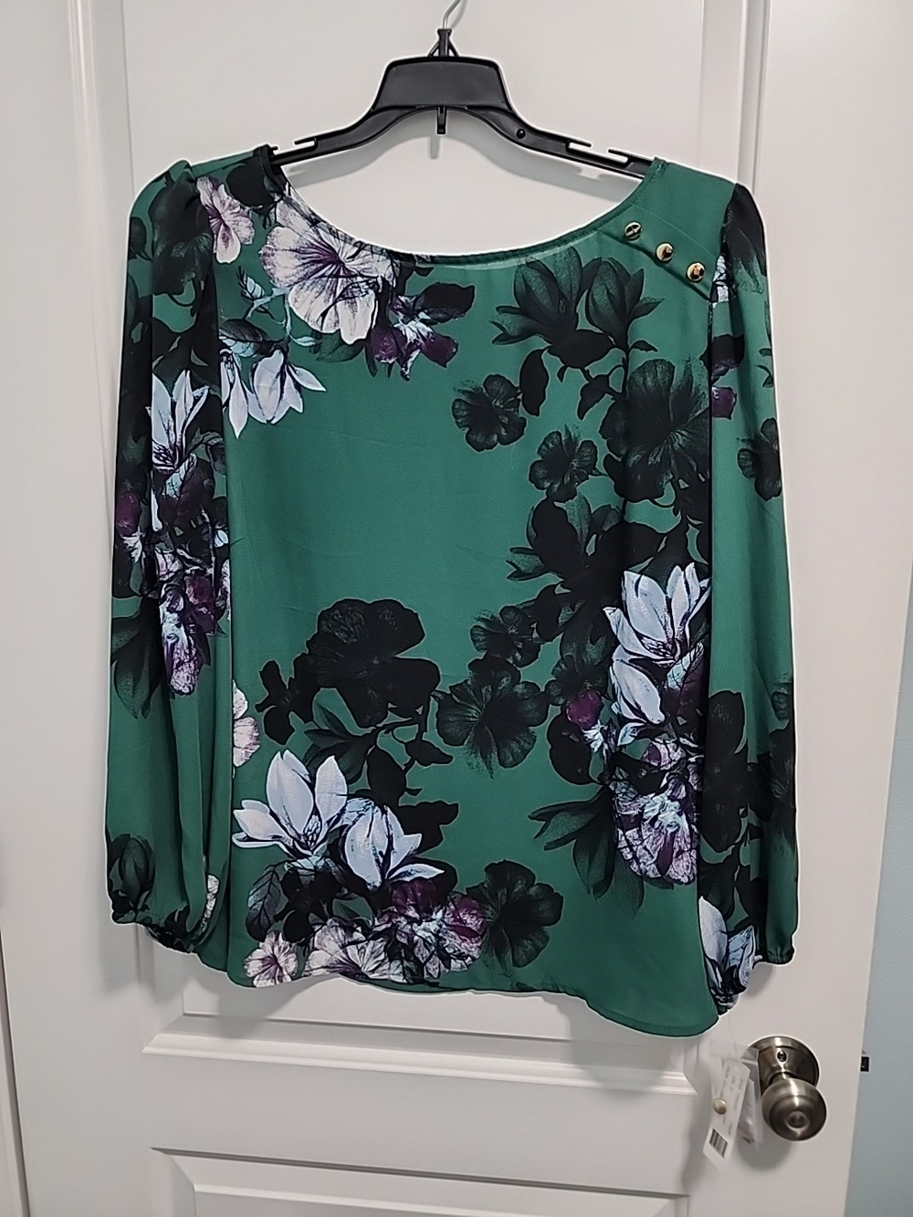 Zac & Rachel Emerald Green Floral Boatneck Blouse with Shoulder Buttons